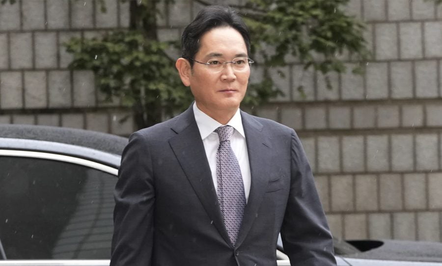 सामसङका प्रमुखलाई शेयरसँग सम्बन्धित मुद्दामा सफाइ