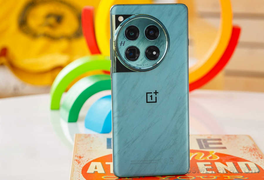 वानप्लस ११ र १२ पछिल्लो सफ्टवेयर अपडेटमा नयाँ एआई पावर्ड फिचर्स