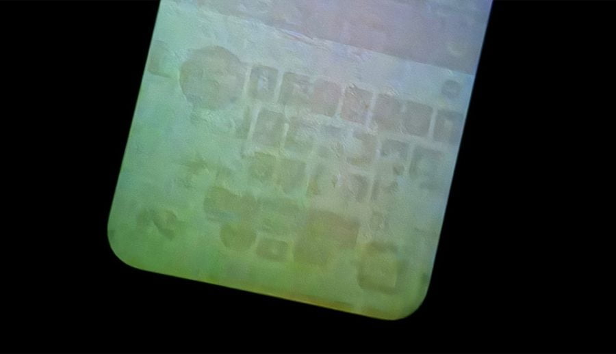 मोबाइलको स्क्रिनमा ‘वर्न-इन’ समस्या देखियो? जान्नुहोस् समस्याको कारण र सजिलो समाधान