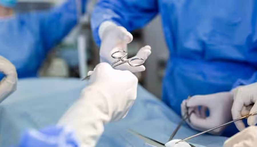 चीनमा भूउपग्रह र रोबोटको प्रयोगमार्फत साढे १ लाख किमी टाढा रहेका बिरामीको सफल शल्यक्रिया