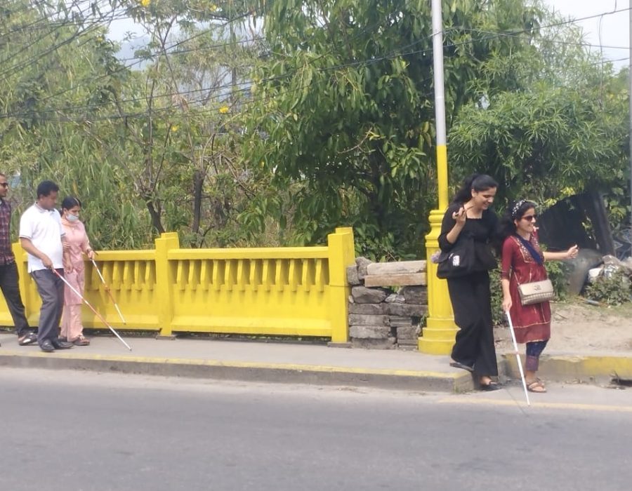 दृष्टिविहीनलाई बाटो देखाउँदै ‘गुगल’, प्रविधिमा पहुँचले सहज बनाउँदै दैनिकी