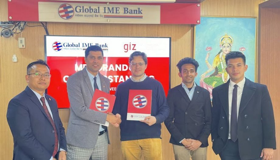 ग्लोबल आइएमई बैंक र जीआईजेड बिच विद्युतीय सार्वजनिक यातायातमा लगानी गर्ने सम्झौता