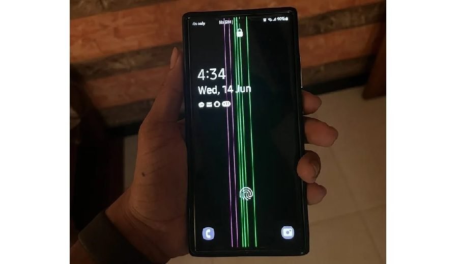 सामसङले ‘ग्रीन लाइन’ समस्या देखिएका ग्यालेक्सी एस२१ र एस२२ को निःशुल्क डिस्प्ले फेरिदिने