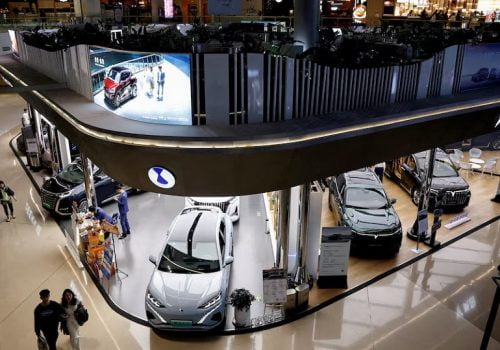 चीनको ईभी निर्यात बढेसँगै कार बोक्ने जहाजको मागमा वृद्धि