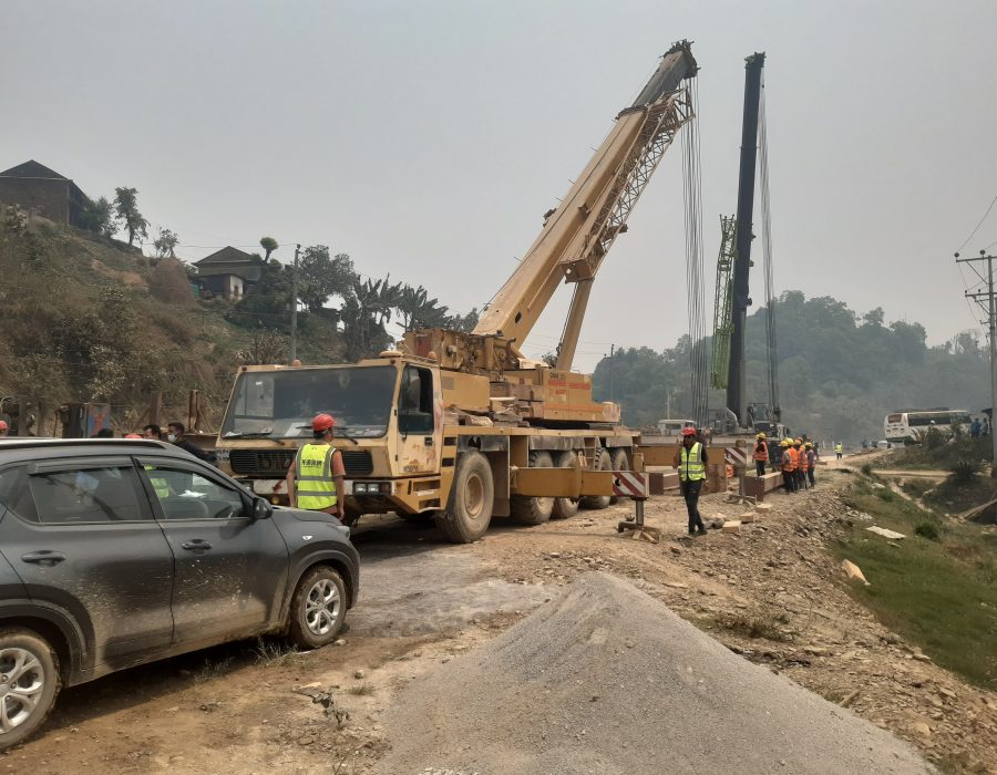 मुग्लिन–पोखरा सडकका चार ठाउँमा ‘प्रिकाष्ट’ प्रविधि प्रयोग गरेर पुल बनाइँदै