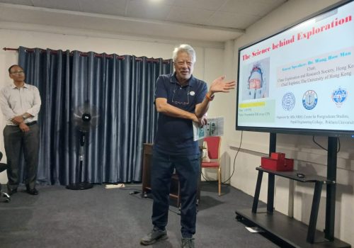 विश्वविख्यात चिनियाँ अन्वेषकद्वारा नेपाल इन्जिनियरिङ कलेजका विद्यार्थी माझ प्रस्तुति