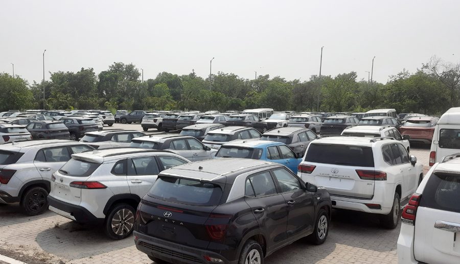 वीरगञ्ज भन्साार नाकाः विद्युतीय सवारीसाधन आयातमा वृद्धि