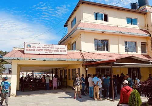 यातायात कार्यालयलाई प्रविधिमैत्री बनाएसँगै सेवा लिन घण्टौँ लाममा उभिनुपर्ने अबस्था अन्त्य