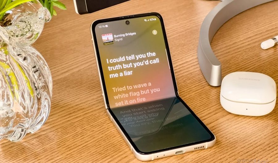 एप्पल २०२५ मा फोल्डेबल २०.३ इन्च हाइब्रिड, २०२६ मा फोल्डेबल आईफोन ल्याउने योजनामा