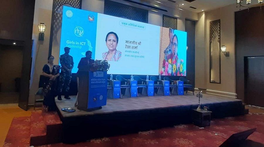 सञ्चार मन्त्री भन्छिन् – ‘दूरसञ्चार कानुन पुरानो भयो’