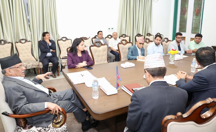 सवारी ‘लाइसेन्स’मा उठेका प्रश्नको समाधान गर्न प्रधानमन्त्रीको निर्देशन