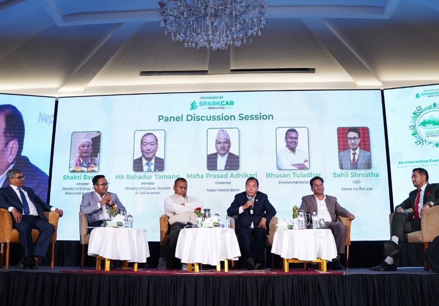 ‘खर्च कम गर्नका साथै वातावरण बचाउन विद्युतीय सवारीसाधनको प्रयोग बढाउनु आवश्यक’