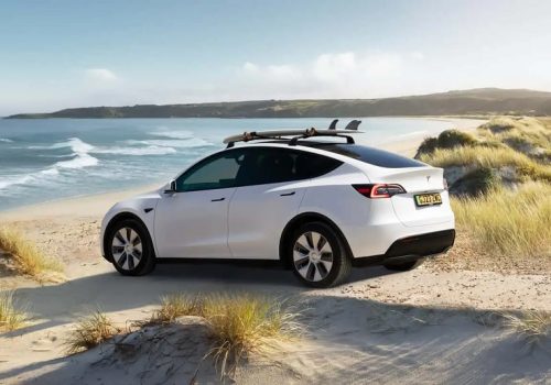 टेस्लाको अमेरिकामा मोडल वाई लंग रेञ्ज आरडब्ल्यूडी भर्सन लन्च