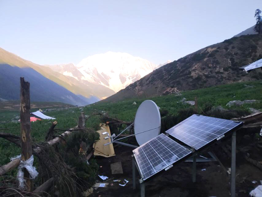 सैपाल हिमालको काखमा भीस्याट प्रविधिबाट नेपाल टेलिकमको सेवा