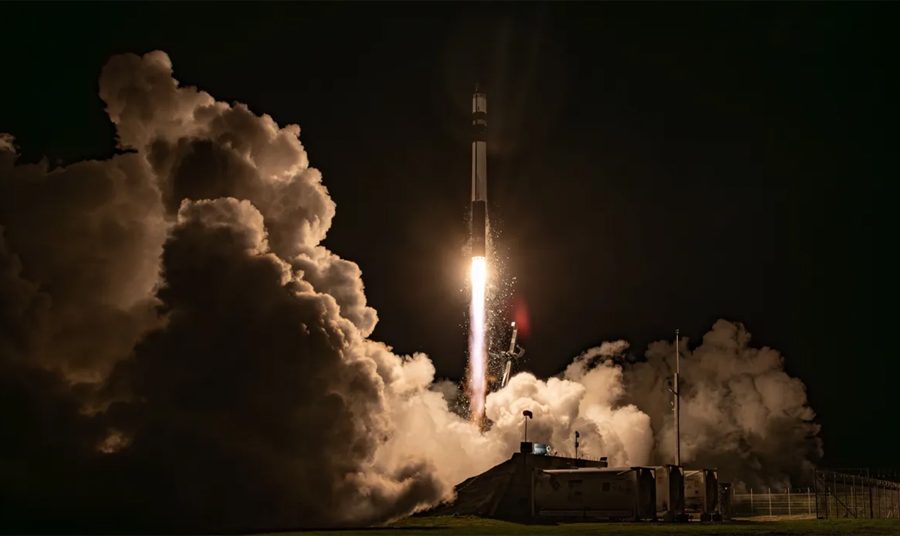 रकेट ल्याबले ५०औं इलेक्ट्रोनको उडानमा पहिलो किनेइस भूउपग्रहहरू प्रक्षेपण गर्यो