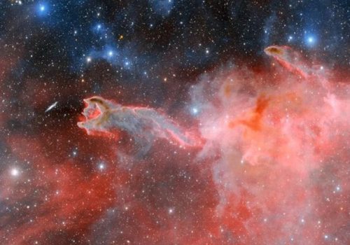 डार्क एनर्जी क्यामराले खिच्यो ताराहरूको लागि “भगवानको हात” को तस्विर