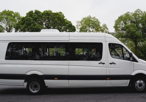 नेपालमै पहिलोपटक २२ सिट क्षमताको विद्युतीय लक्जरी बस आउँदै, बुकिङ्ग खुला