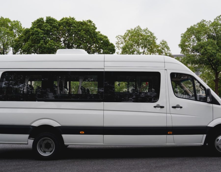 नेपालमै पहिलोपटक २२ सिट क्षमताको विद्युतीय लक्जरी बस आउँदै, बुकिङ्ग खुला