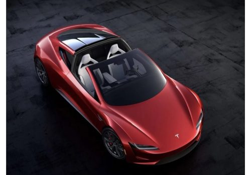 टेस्ला रोडस्टर इभी उडान गर्न सक्षम हुने इलन मस्कको दाबी