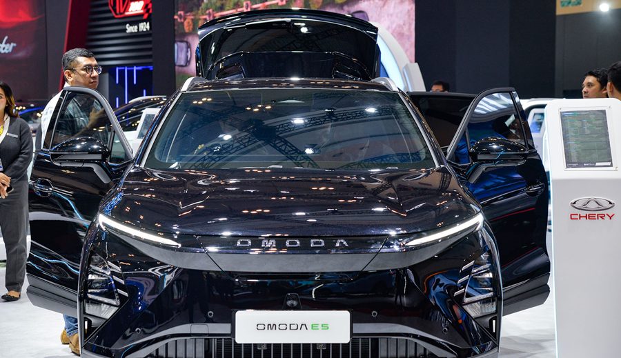 चिनियाँ विद्युतीय सवारी साधनमा इयूको कर नीति गलत छ : ब्लुमबर्ग