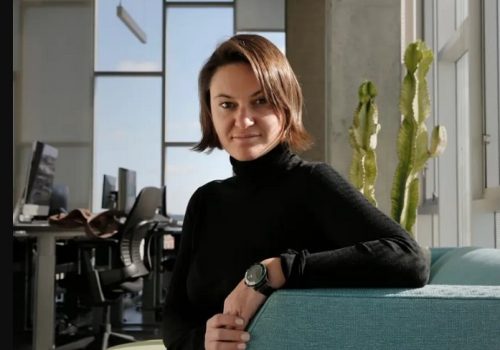 ‘एआई’ ब्वाइफ्रेण्ड वा गर्लफ्रेण्ड किन्न पाइने सुविधा उपलब्ध गराउँदै एआई कम्पनी रेप्लिका