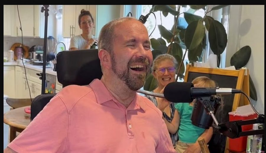 मस्तिष्कमा ‘टेक्स्ट टु स्पीच चिप’ राखेपछि बोली गुमेका बिरामीले यसरी फिर्ता पाए आफ्नो स्वर