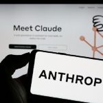 गुगल र एआई स्टार्टअप एन्थ्रोपिकबीचको साझेदारीमाथि नियामकको निगरानी