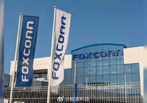 आईफोन १६ सिरिजको निर्माणको लागि किन भारतबाट फेरि चीन फर्कियो एप्पल?