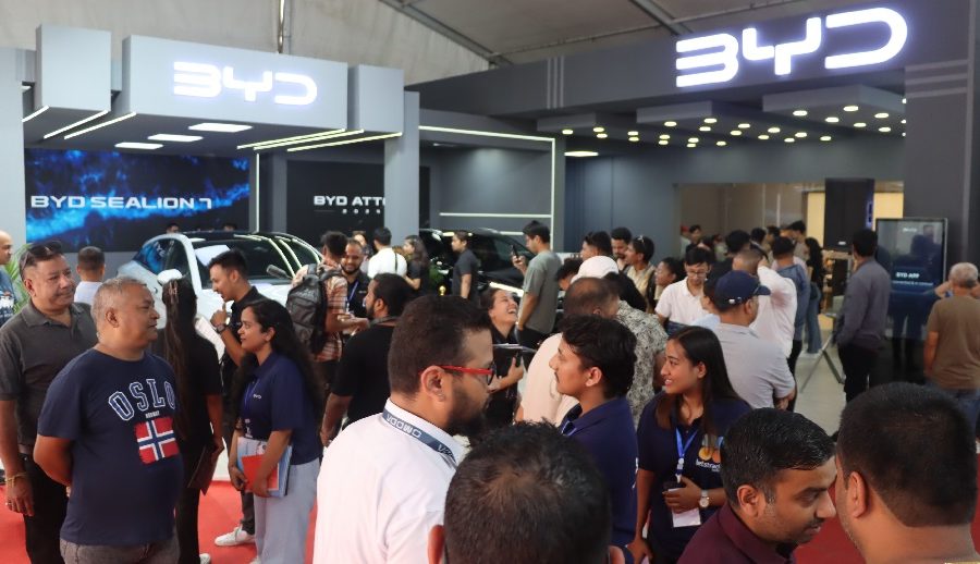 नाडा अटो शो २०२४ सुरु, चारपाँग्रे विद्युतीय सवारीसाधन प्रदर्शनीको मुख्य आकर्षण (फोटो फिचर)