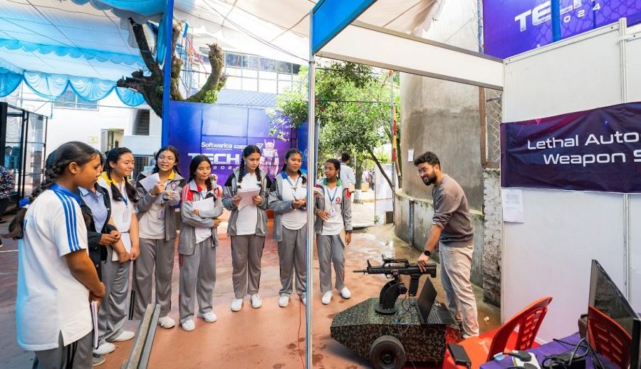 सफ्टवेरिका कलेजमा एआई, रोबोट र साइबर सुरक्षासम्बन्धी प्रदर्शनी ‘टेक एक्स’ जारी