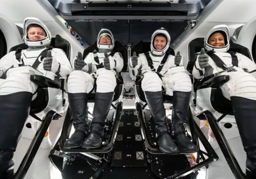 नासाले यसकारण गर्यो अर्को स्पेसएक्स क्रू प्रक्षेपणमा ढिलाई