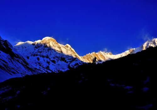 अन्नपूर्ण आधार शिविरमा सञ्चार सुविधा विस्तार गर्न सञ्चारमन्त्रीको ध्यानाकर्षण