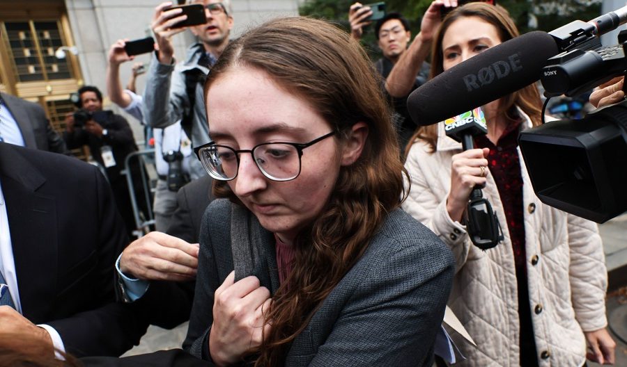 क्रिप्टोकरेन्सी एफटीएक्स सम्बन्धमा पूर्व कार्यकारी क्यारोलिन एलिसनलाई २ वर्ष जेल सजाय