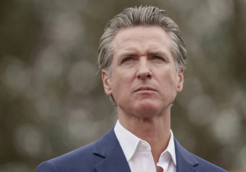 क्यालिफोर्नियाका गभर्नरद्वारा देशकै पहिलो ‘एआईका लागि सुरक्षा संयन्त्र’को समर्थनमा भिटो प्रयोग