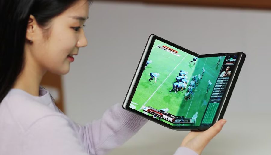 सामसङले रोल गर्न मिल्ने स्मार्टफोन ल्याउने तयारीमा, स्क्रिन लचिलो हुने