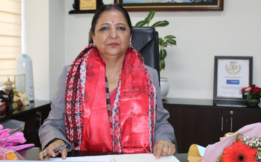 पोलमा रहेको ट्रान्समिटरको उचाईबाट शुरु गरेर टेलिकमको ‘प्रबन्ध निर्देशक’ पदसम्मको उचाई नापेकी अर्याल