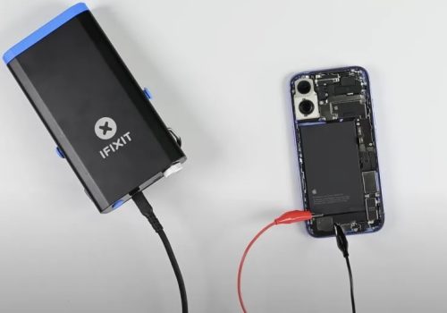 आईफोन १६ लाईनअपको ब्याट्री हटाउने प्रक्रियामा सहजता