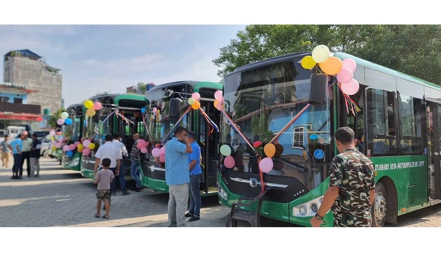 इटहरीमा बिजुली बस सेवाको थालनी