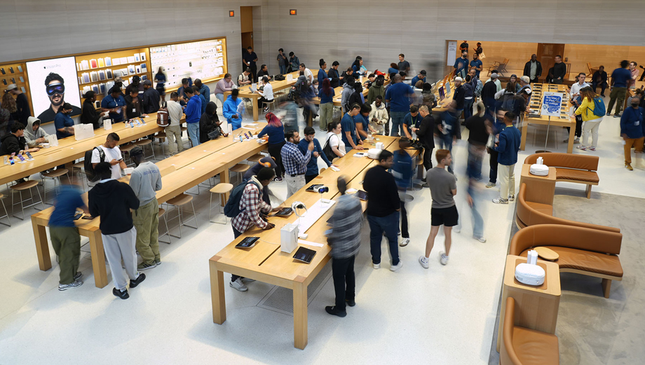 अमेरिकी स्मार्टफोन बजारमा अझै पनि एप्पलको प्रभुत्व