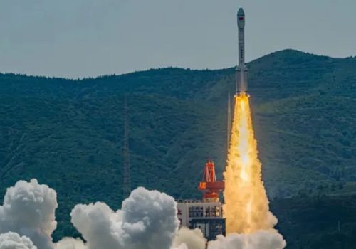 चीनको ‘गोप्य’ थाउजेण्ड सेल्स स्याटेलाइटहरु राति नाङ्गो आँखाले स्पष्ट रूपमा देख्न सकिने