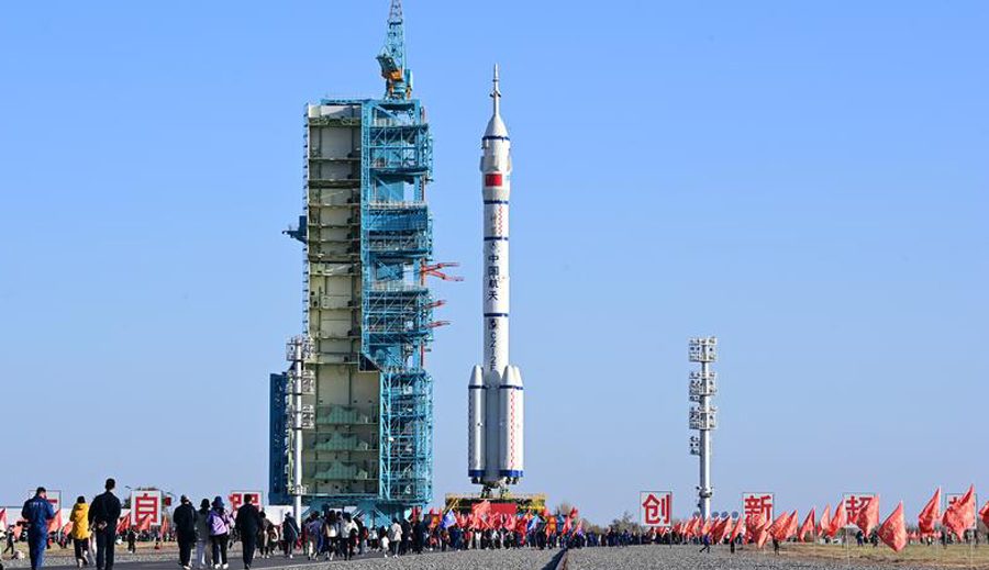 शेन्झाउ–१९ टोली तेस्रो बाह्य गतिविधिको लागि तयार