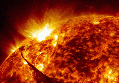 सूर्यबाट फेरि निस्कियो भयानक शक्तिशाली ‘एक्स २.३’ सौर्य ज्वाला, रेडियो सिग्नल ब्ल्याकआउट