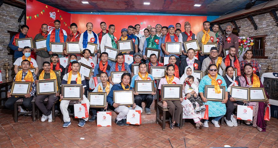 पठाओमा ३९ जना सम्मानित, १५ जनालाई पठाओ‌ बेनिफिट कार्यक्रम अन्तर्गत सहयोग