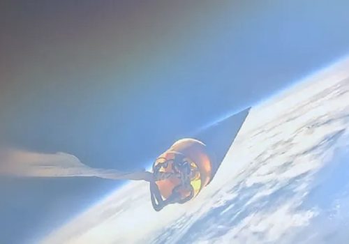 अमेरिकी विद्यार्थीहरूले नयाँ विश्व रेकर्ड तोडे: आफैंले बनाएको रकेटलाई अन्तरिक्षमा सबैभन्दा माथिसम्म उडाए