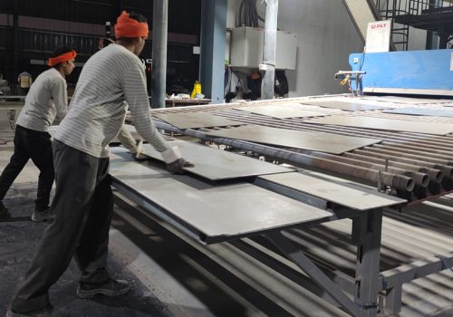 बन्यो सेरामिक टाइल्सको गुणस्तरसम्बन्धी मापदण्ड, यी प्राविधिक पूर्वशर्तको पालनामा निर्भर गर्छ गुणस्तर