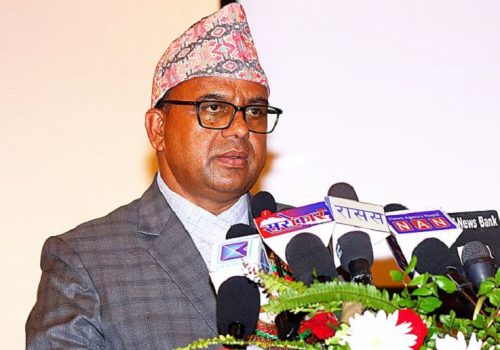 सामाजिक सञ्जालमार्फत आफूविरुद्ध गलत प्रचार गरेको भन्दै पर्यटनमन्त्री पाण्डेद्वारा संसदीय दलमा उजुरी