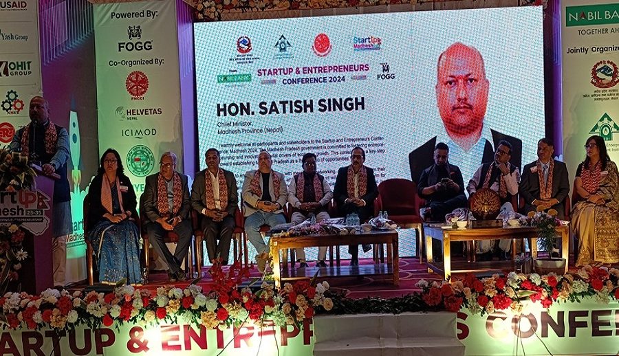 युवा पलायन रोक्न र रोजगारी सिर्जना गर्न स्टार्टअप कार्यक्रम सहयोगी: मुख्यमन्त्री सिंह