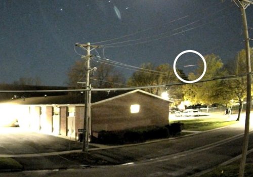 जब इलन मस्कको स्टारलिंक स्याटेलाइट आगोको गोला बनेर यसरी अमेरिकामा खस्यो…