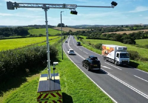 लागुऔषधको प्रभावमा रहेका चालकको पहिचानका लागि बेलायतमा एआई क्यामराको प्रयोग