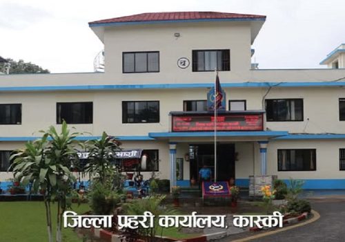 कास्की प्रहरी भन्छ: हिरासतभित्रको तस्बिर सार्वजनिक गर्नेलाई साइबर कानून बमोजिम कारबाही हुन्छ